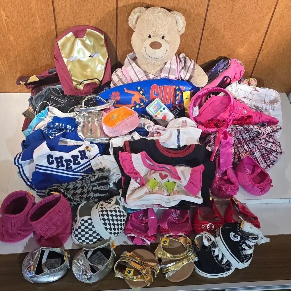 Build-A-Bear Workshop Huge Lot Bear Plush Clothing Shoes Accessories 75+ Pieces